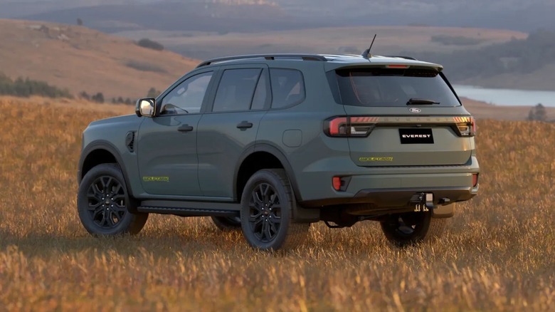 Ford Everest Wolftrak - Australia (2)