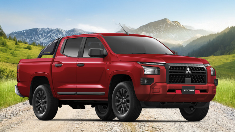 Mitsubishi Triton GLX-R (main) (2)