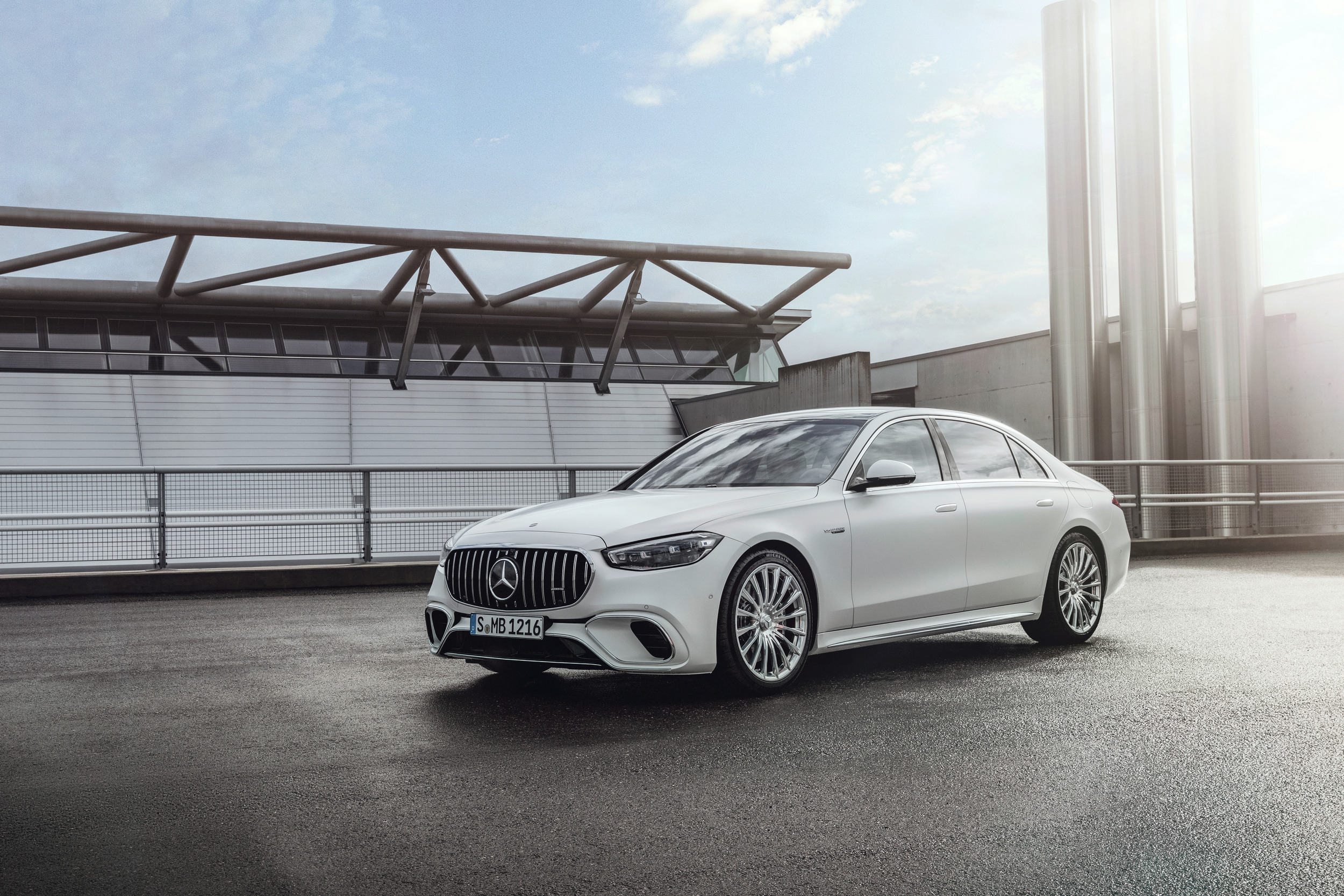 Mercedes-AMG S63 E Performance 101 6