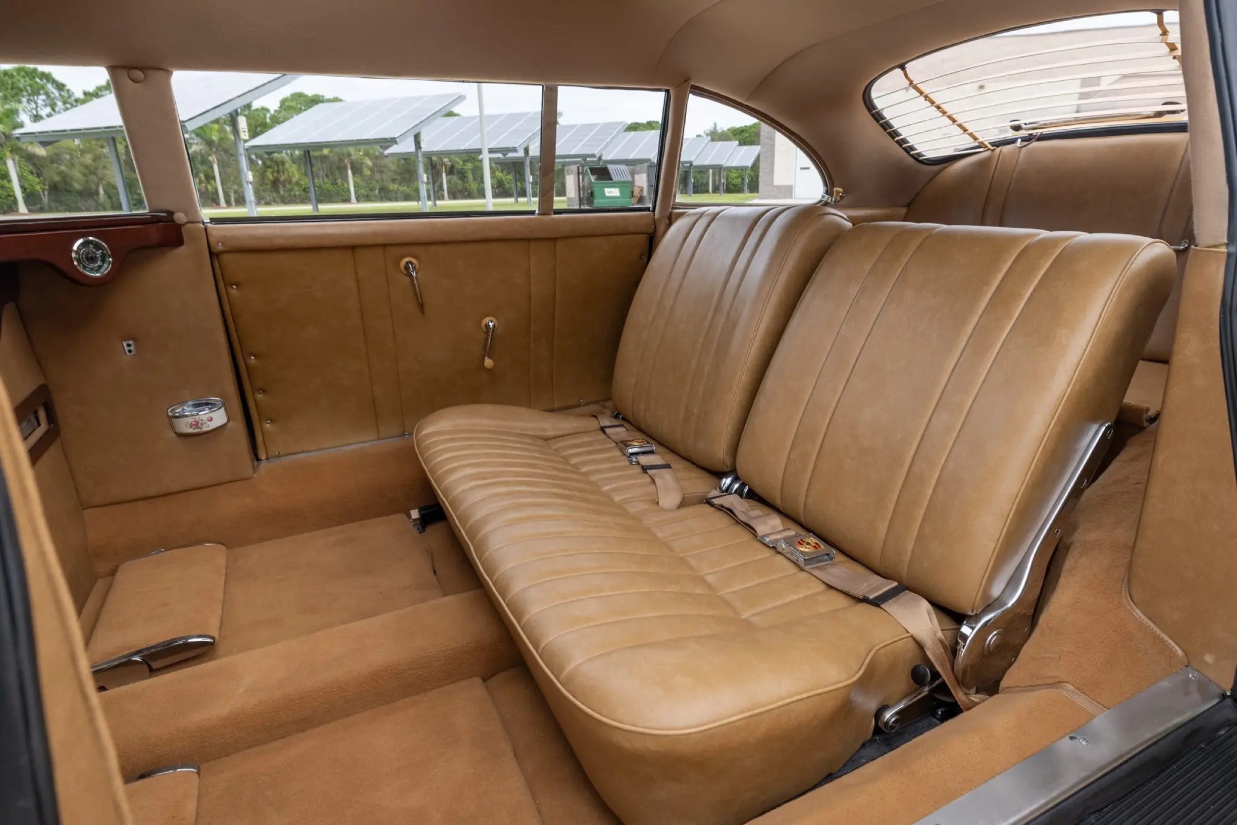 Porsche 356 limousine BaT Oct 26 00027