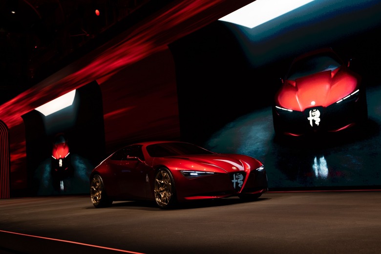 Alfa Romeo Cuorerosso New - 24