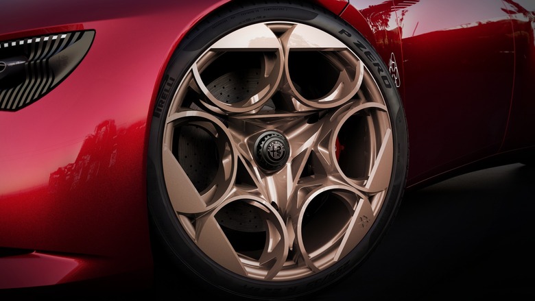 Alfa Romeo Cuorerosso New - 8