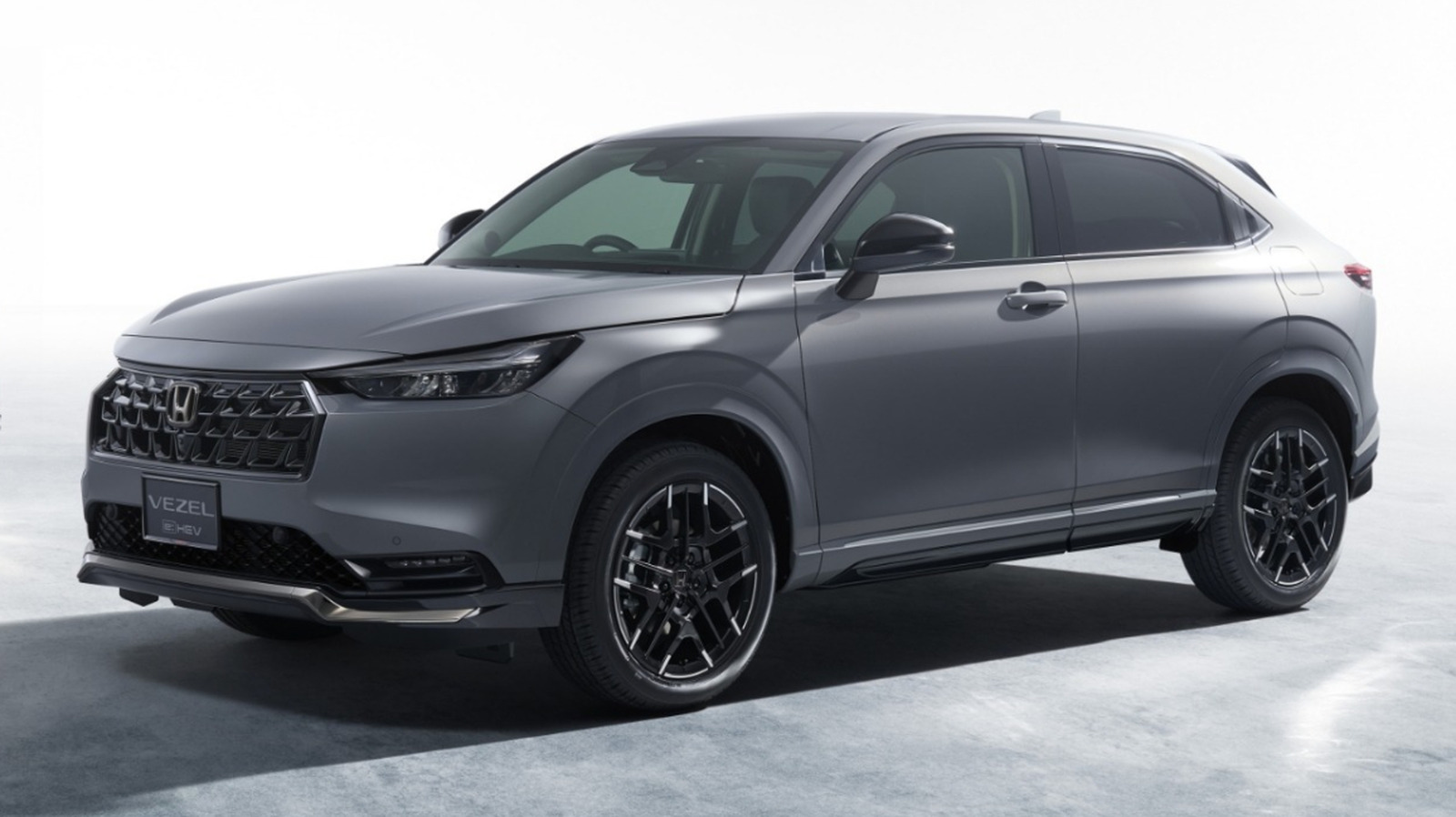 Honda Vezel 2027 w wersji Black Sport Style: nowy wygląd na japońskim rynku