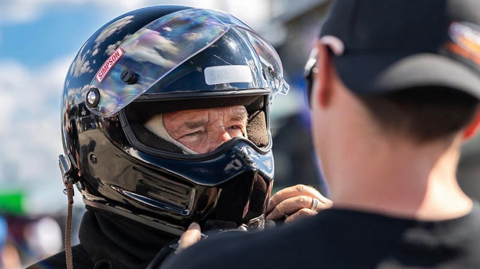 73-letni Bernie Plourd zabiera własny dragster Top Fuel do Vegas