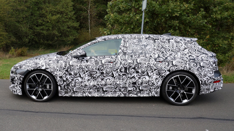 A camouflaged prototype of the rumored Audi S6 Avant E-Tron Performance