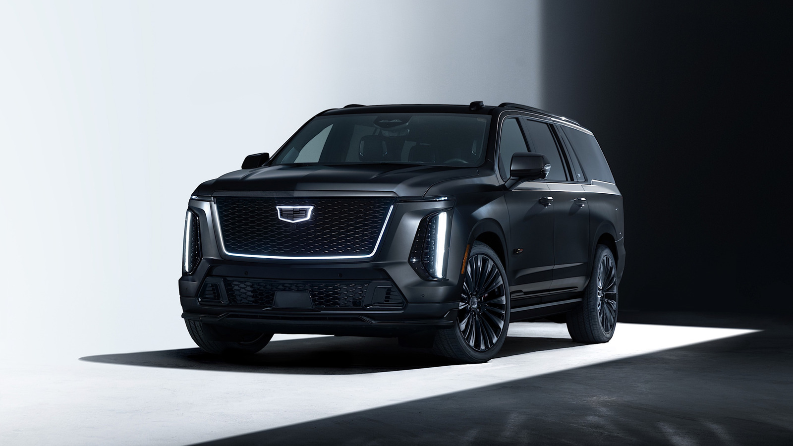 Cadillac Escalade-V Collector Series kosztuje 239 tys. dolarów, ale realnie zapłacisz znacznie więcej