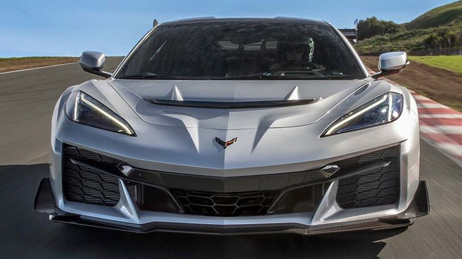 Główny inżynier Corvette nie spieszy się z powrotem do pierścienia, aby odpowiedzieć Fordowi