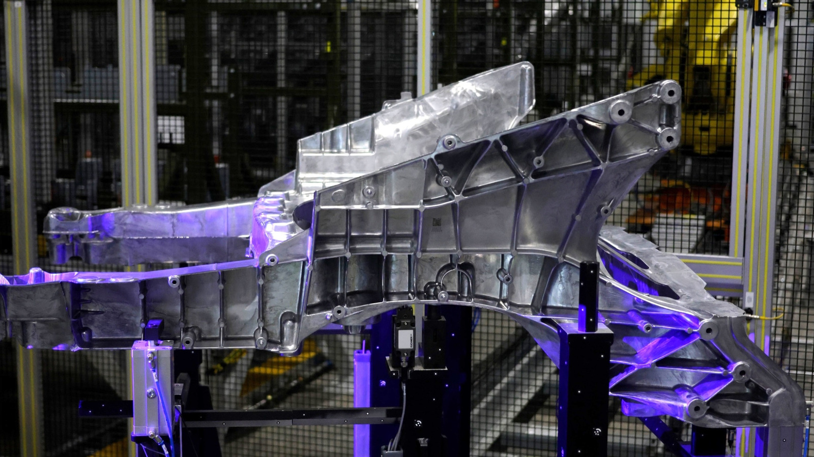 Ford Fathom Electric pożycza trik Tesli: 146 elementów zredukowano do dwóch