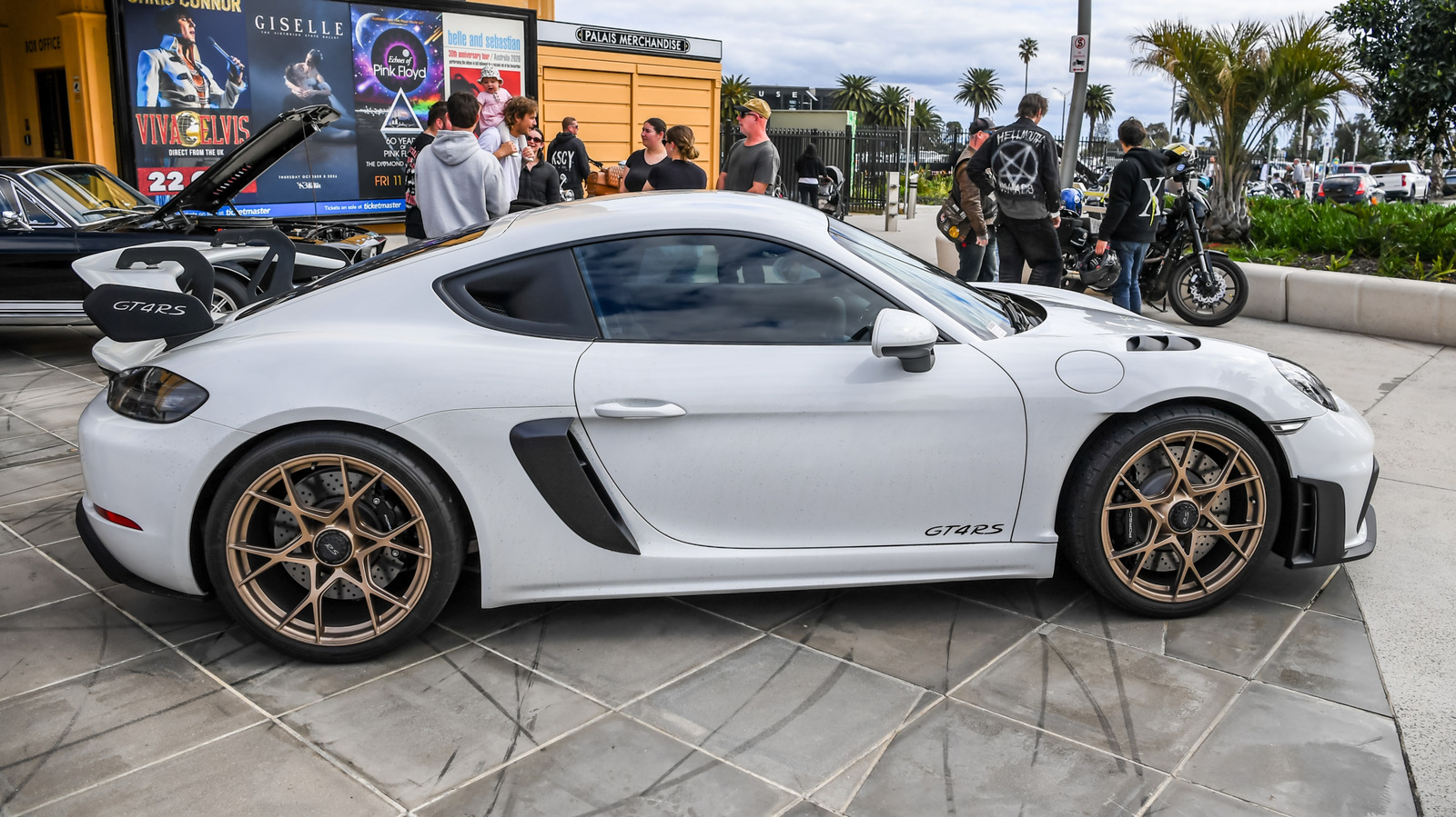 Setki Porsche z wadliwymi kołami, które mogą odpaść w trakcie jazdy