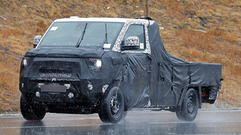 A spy shot of the new Hyundai Porter driving