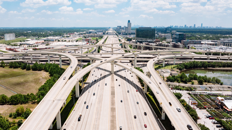 Texas multi-lane interstate from above.