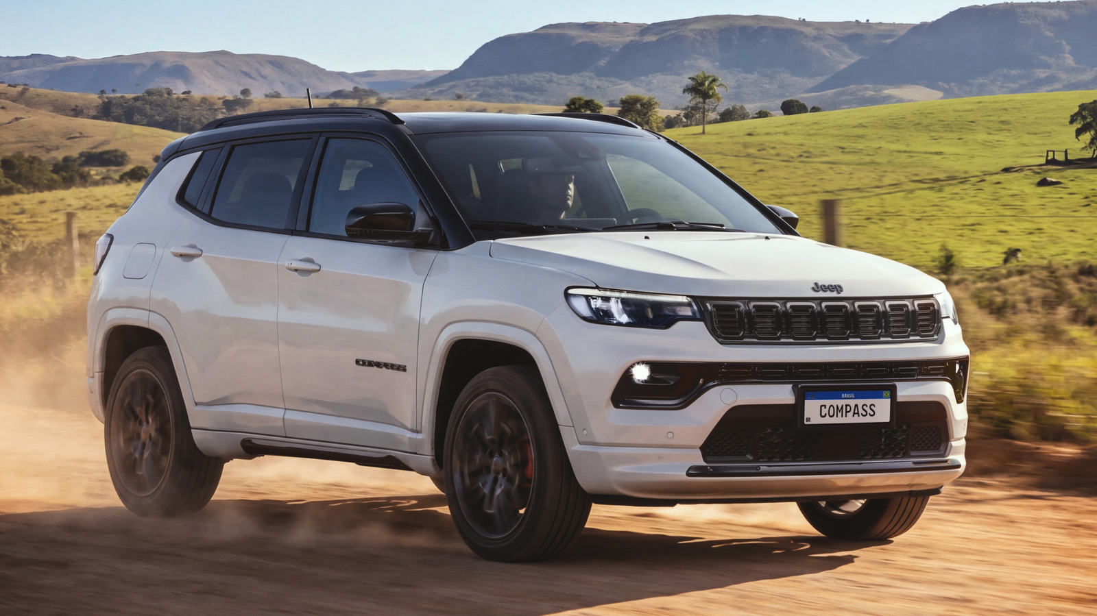 Jeep podtrzymuje życie dekadę starszego modelu Compass w Ameryce Południowej