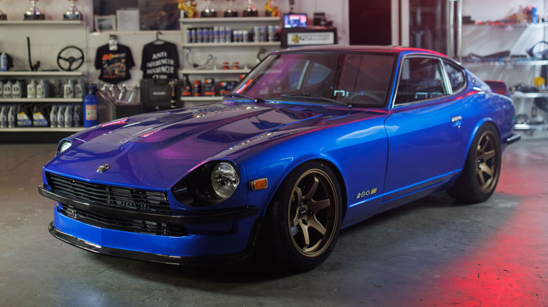 Nissan's overhauled S30 Concept painted in blue