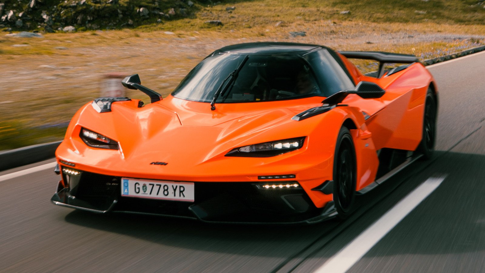 Szalony KTM X-Bow wreszcie trafi na amerykańskie drogi