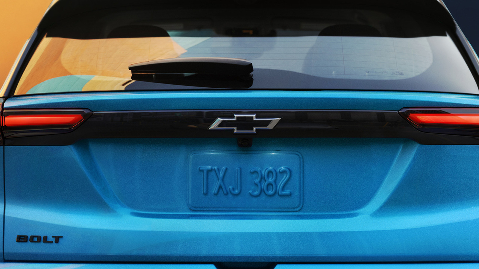 Dlaczego niektóre emblematy Chevrolet są czarne, a nie złote?