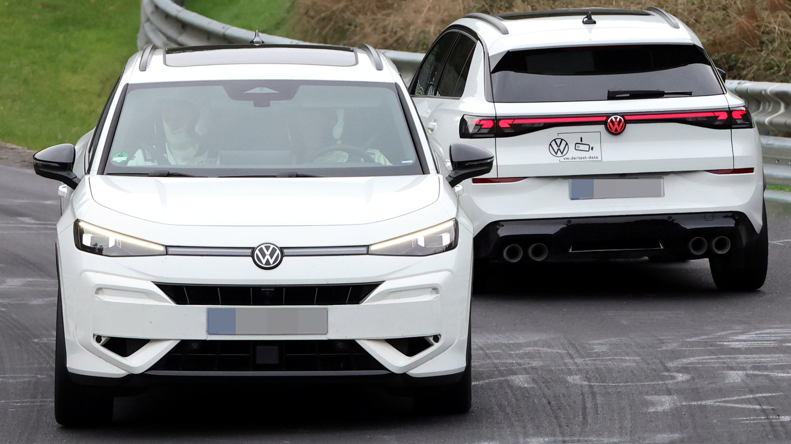 Biały VW T-Roc R to wilk w owczej skórze