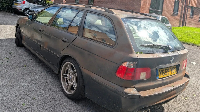 An E39 BMW 540i Touring M Sport with a fake patina effect on the bodywork.