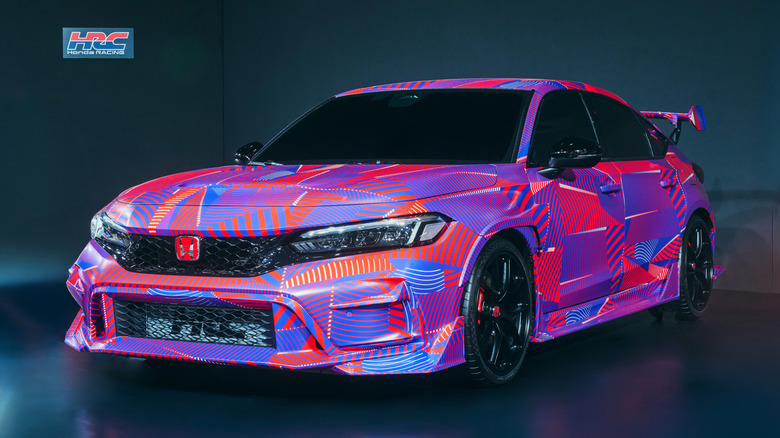 Honda HRC Civic Type R Concept front 3/4 static, studio