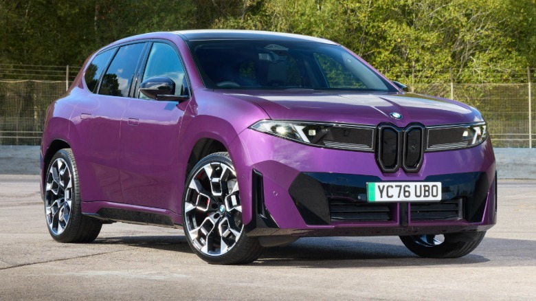 BMW iX3 front 3/4 purple