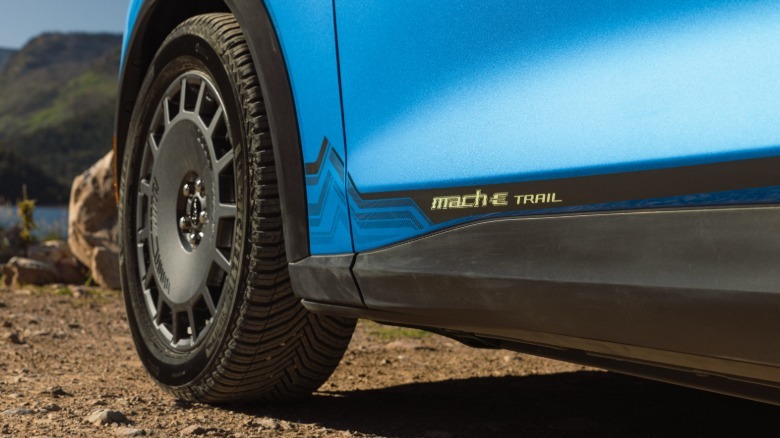Ford Mustang Mach-E Trail