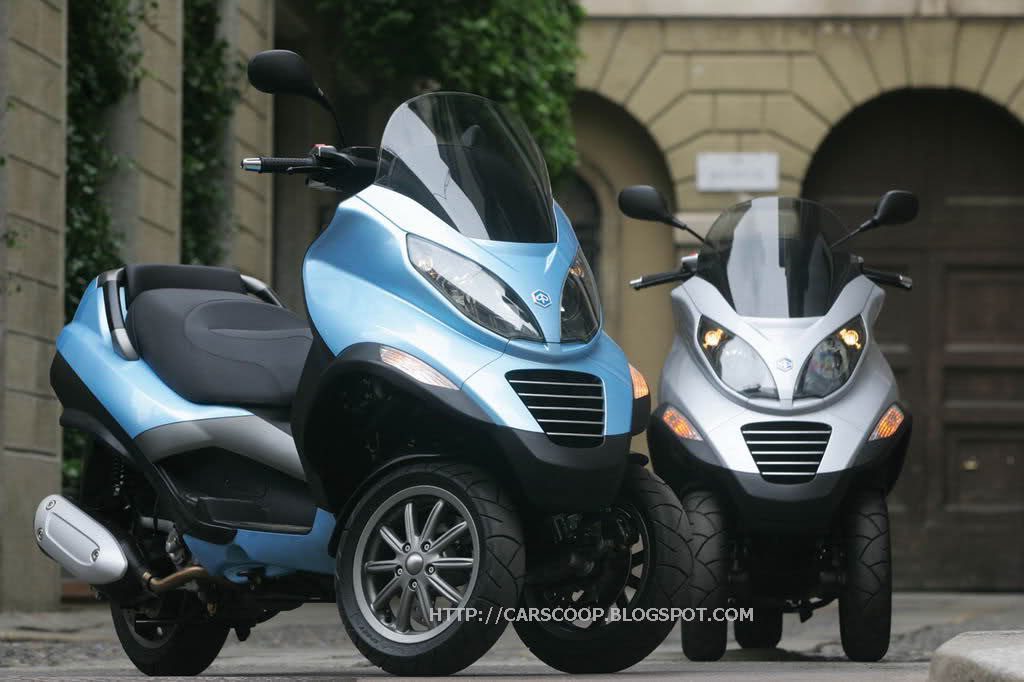 Piaggio Mp3 Three Wheeler Scooter With Two Front Wheels