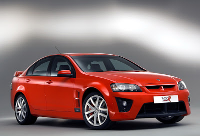  Vauxhall VXR8 420Hp – UK version of the Holden HSV Clubsport R8 breaks cover