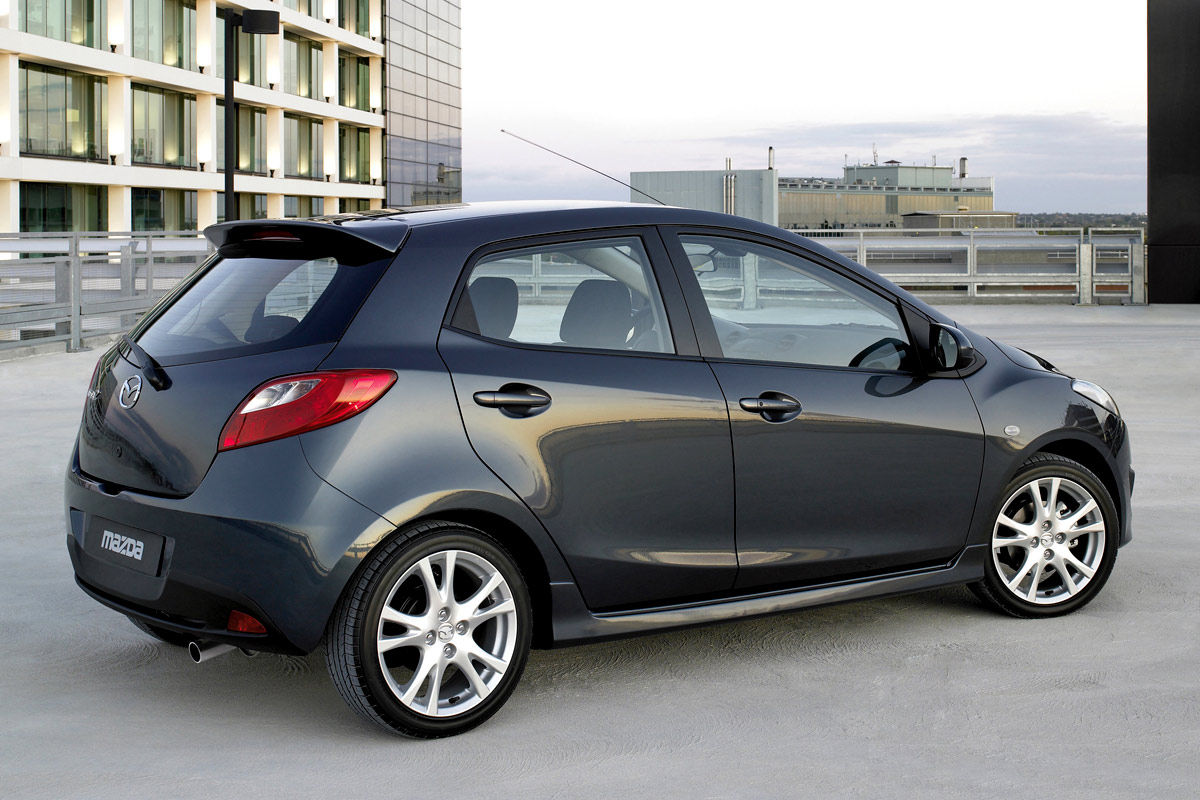 2008 Mazda2 Mazda Demio official image gallery breaks