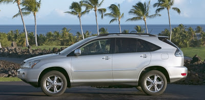  Lexus RX 400h Ad Banned For Misleading Low-Emissions Implications!