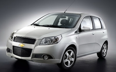 Chevrolet Aveo News: 2012 Chevrolet Aveo Hatchback Debuts - Car