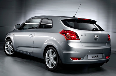  Kia Unveils Pro-cee’d’s Audi A3 Inspired Buttocks