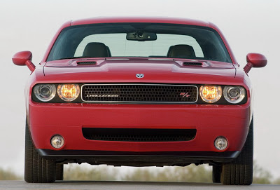  Dodge Presents Challenger V8 R/T & V6 SE Models in New York
