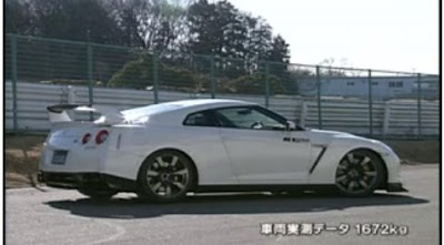  Video: Nissan GT-R R35 585Hp by Amuse on the Race-Track