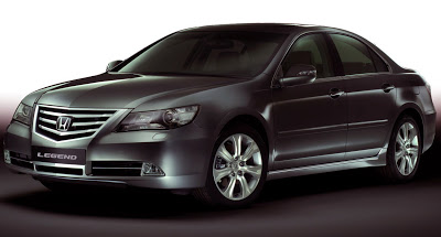  2009 Honda Legend: Euro market Acura RL says no to front-shield