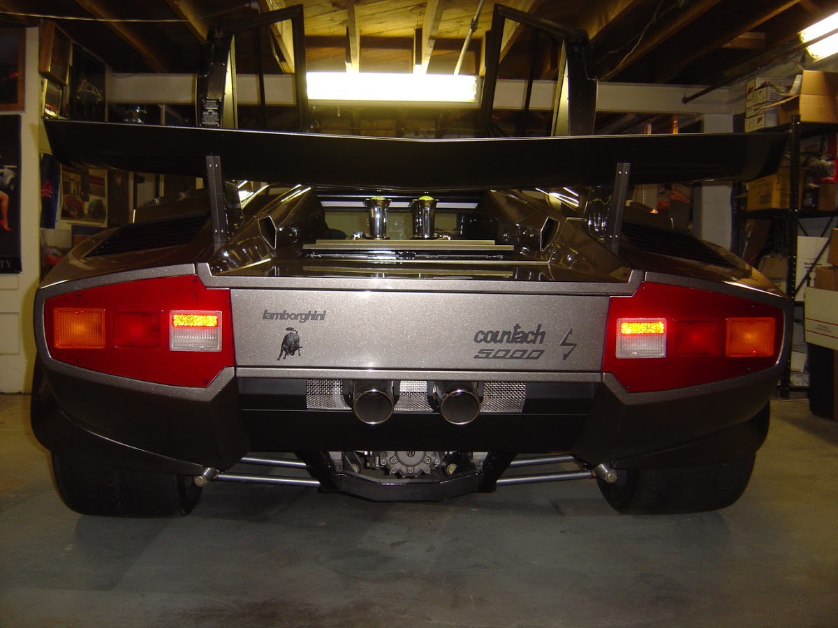 Man Hand-Builds Lamborghini Countach In His Own Basement!