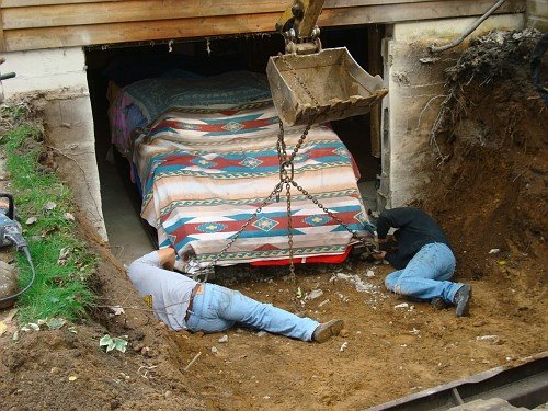 Man Hand-Builds Lamborghini Countach In His Own Basement!