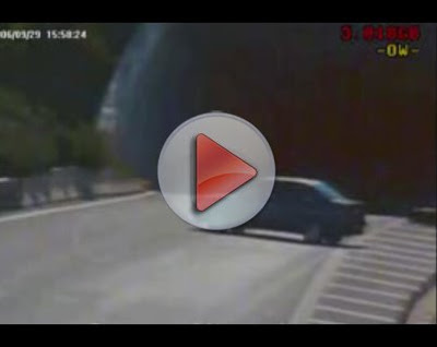  Video: Driver Makes Unbelievable U-Turn on the Highway