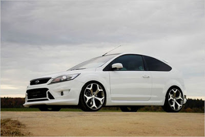  Ford Focus ST with 270HP from Loder1899