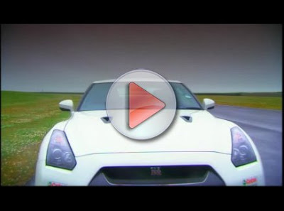  Video: Bruno Senna Pits the Nissan GT-R against the 911 Turbo
