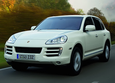  Porsche Cayenne Diesel Revealed and it's Equipped with Audi's 240HP 3.0 V6 TDI