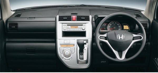 Honda zest 2009