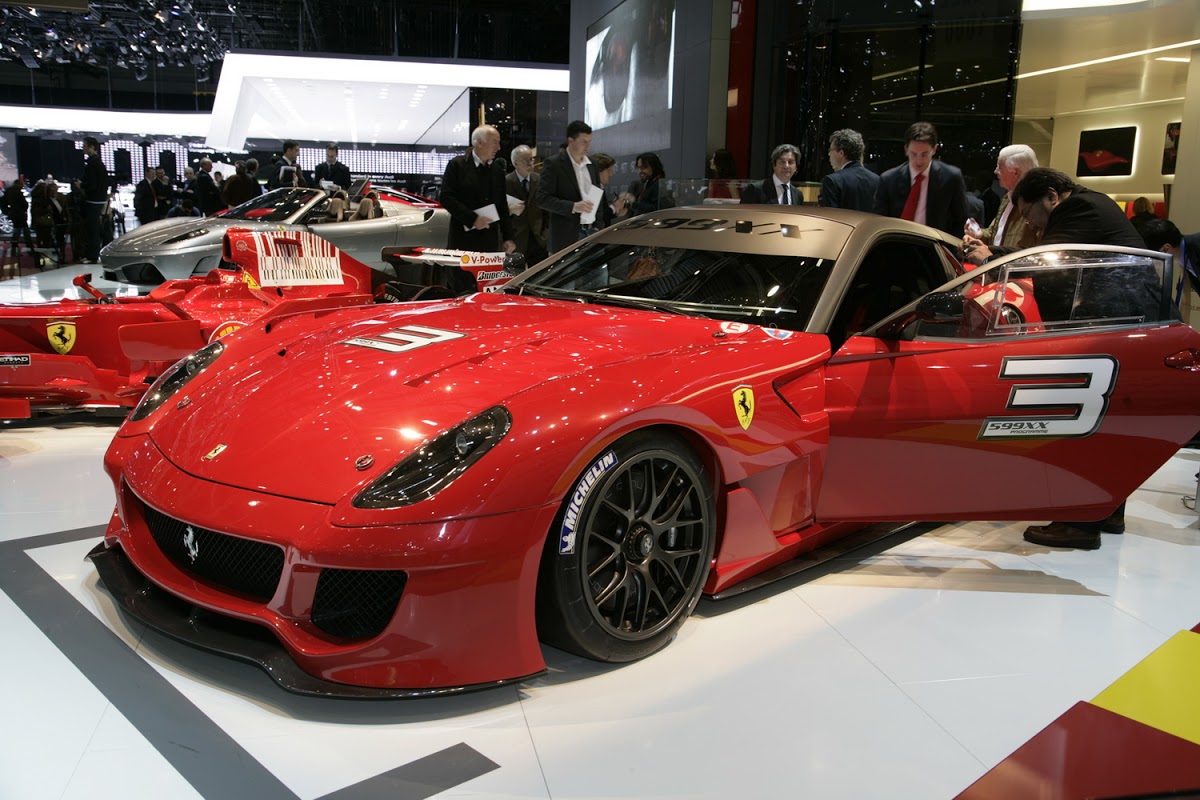 Ferrari 599XX: New Track-Focused Version with 700HP V12 | Carscoops