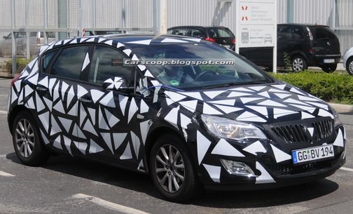  2010 Buick Astra Spied in Germany – Could it Make it to the US?
