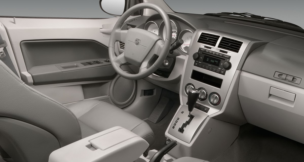 Dodge Readying Newly Styled Interior for 2010MY Caliber