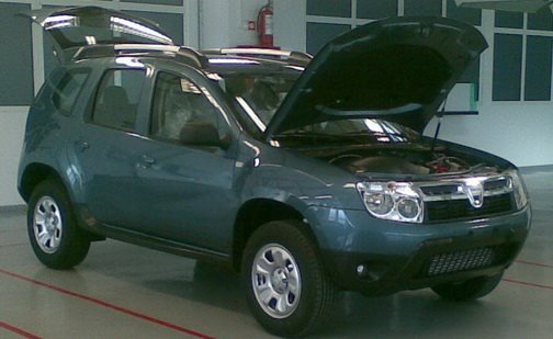  New Dacia SUV Model Scooped without any Camouflage!