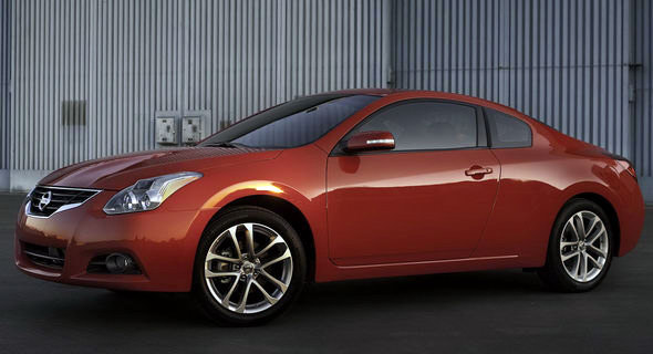  2010 Nissan Altima Coupe: Facelifted Model Fully Revealed and Priced