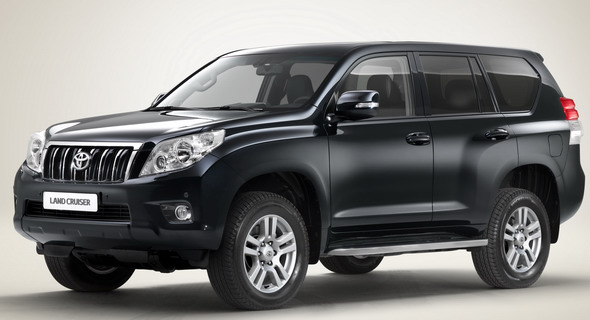  Toyota Shows All-New 2010 Land Cruiser, Available in Three and Five Door Bodystyles