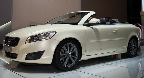  Frankfurt Show Galleries: Facelifted Volvo C70 Convertible and C30 Sport Hatch
