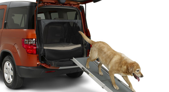  2010 Honda Element goes Doggies with Pooch-Loving Equipment Package