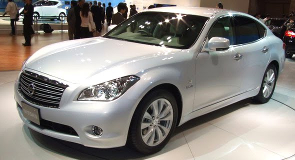  New Nissan Fuga is the JDM 2011 Infiniti M, Hybrid Version Also Revealed at Tokyo Motor Show