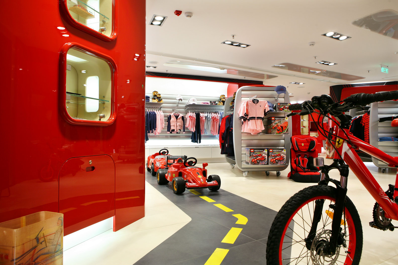 Scuderia ferrari store